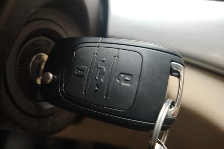 Used Baojun 730 2016 1.5L Manual Comfort Version 7 Seats China V Emission Standard