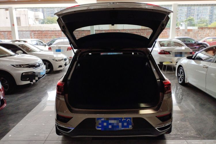 Used Volkswagen T-ROC 2018 230TSI DSG Two-Wheel Drive Advanced Version China VI Standard