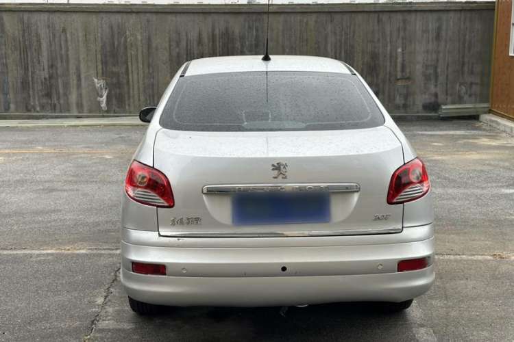 Used Peugeot 207 2011 Sedan 1.4L Manual Yule Edition
