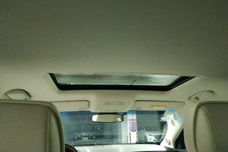 Used Roewe 950 2017 30T Internet Flagship Edition