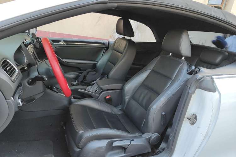 Used Volkswagen Golf 2012 1.4TSI Comfort Convertible Edition
