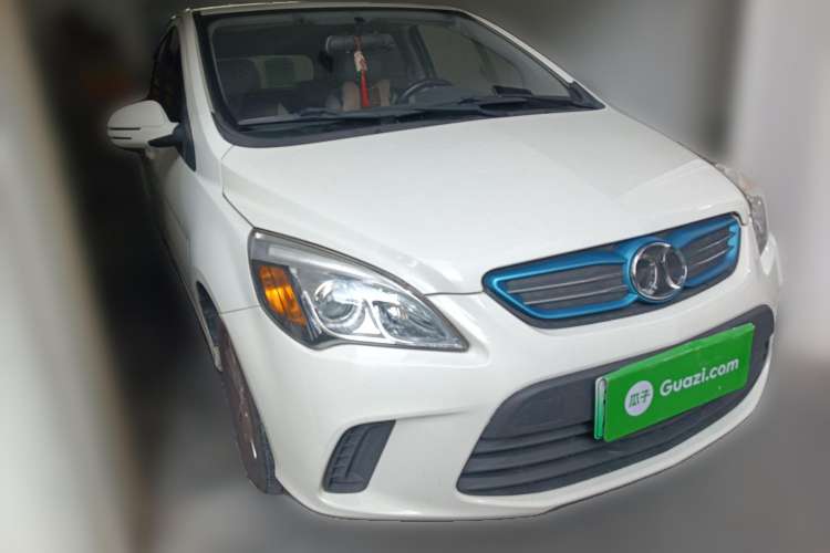 Used BAIC New Energy EV 2015 EV160 Light Edition Front Right 45 Deg
