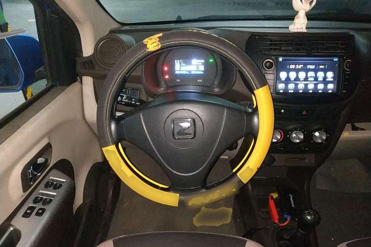 Used Zotye Cloud 100 2014 Cloud 100 Comfort Model
