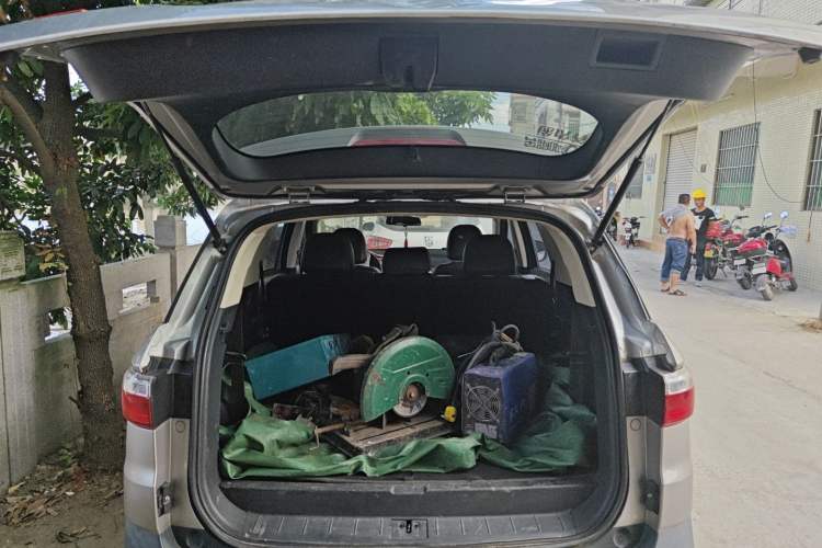 Used Dongfeng Fengon S560 2018 1.8L Manual Urban Model 7 Seats