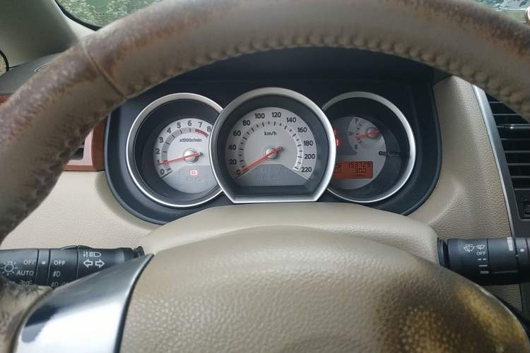 Used Nissan Tiida Sedan 2008 1.6L Automatic Smart Version