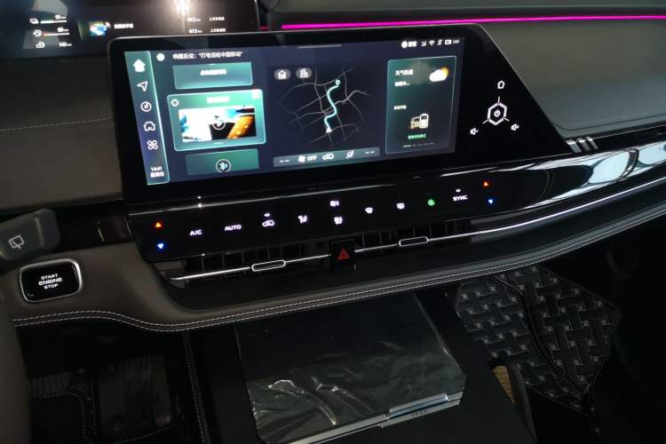 Used Changan UNI-K iDD 2023 Smart Electric iDD 1.5T 135km Smart Leading Model
