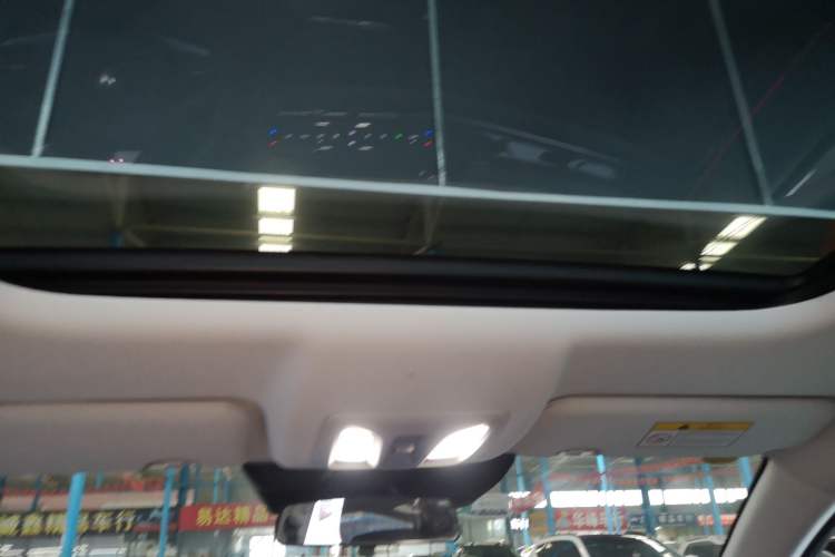 Used Changan UNI-K iDD 2023 Smart Electric iDD 1.5T 135km Smart Leading Model
