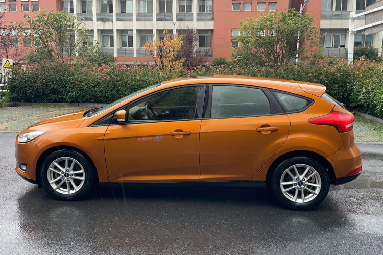 Used Ford Focus 2015 Hatchback EcoBoost 125 Manual – Ultra-Style Edition