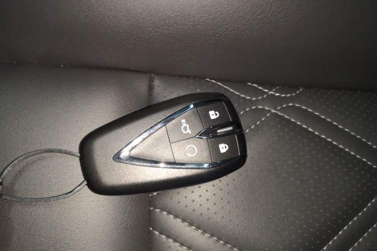 Used Changan UNI-K iDD 2023 Smart Electric iDD 1.5T 135km Smart Leading Model
