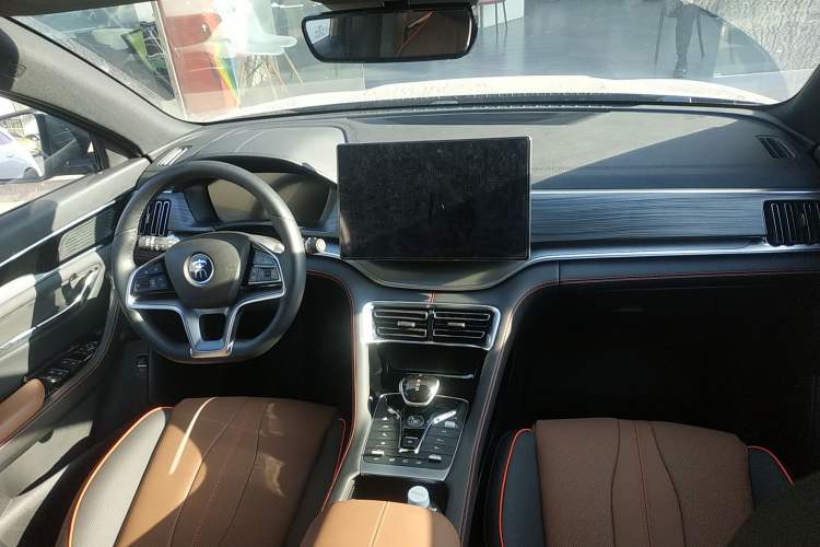 Used BYD Song PLUS New Energy 2021 DM-i 100KM Four-Wheel Drive Flagship PLUS