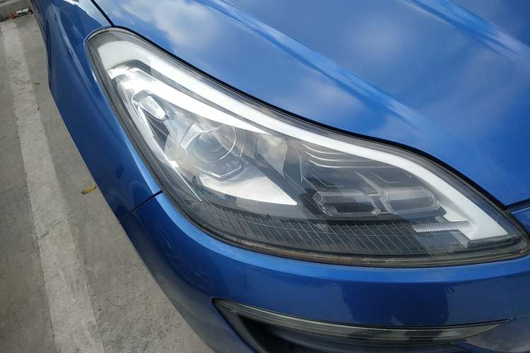 Used Zotye SR9 2017 2.0T Manual "Ultimate Light" Edition
