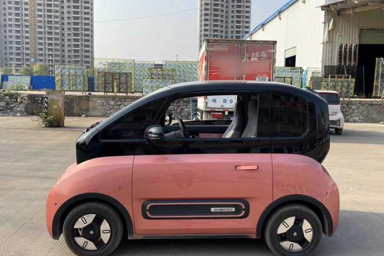 Used Baojun E300 2020 Interstellar Future Edition
