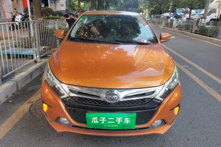 Used BYD Qin New Energy 2015 1.5T Dual-Crown Flagship Edition