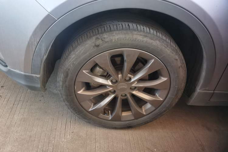 Used Geometry C 2020 Premium Range Version 400 KM C+
