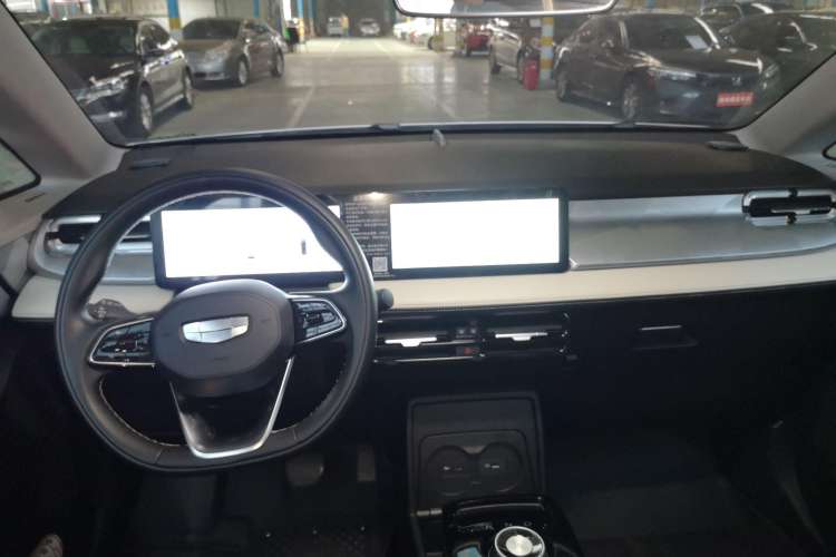 Used Geometry E Firefly 2023 401KM Lightning Tiger 5-Seater