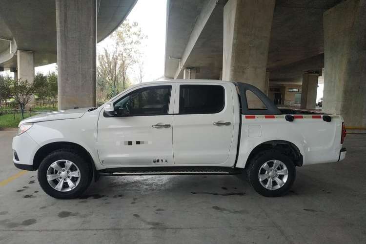 Used JAC T6 2015 2.0L Gasoline Flagship Version HFC4GA3-3D
