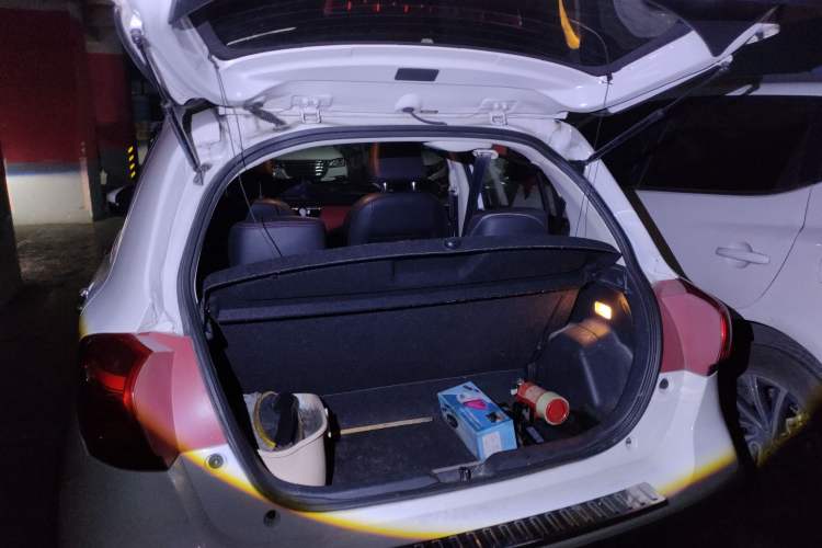 Used Haval H1 2016 Blue Label 1.5L AMT Luxury Model