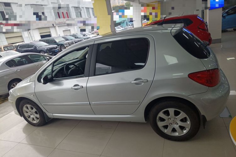 Used Peugeot 307 2012 Hatchback 1.6L Manual Comfort Edition