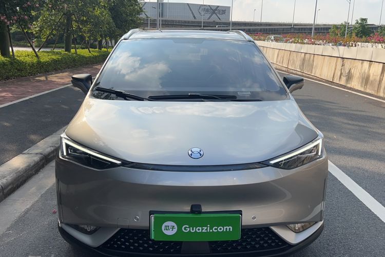 Used Hycan Z03 2022 620 km Range Trendy Cool Version 160 kW 76.8 kWh