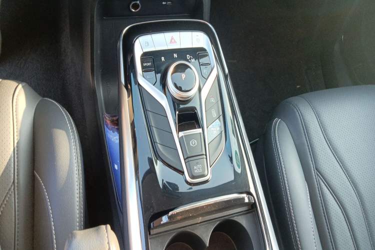 Used SAIC MAXUS G20 2020 2.0T Gasoline Automatic Luxury Edition