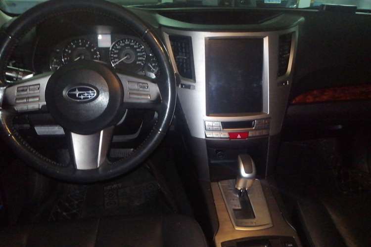 Used Subaru Outback 2010 2.5i Luxury Edition
