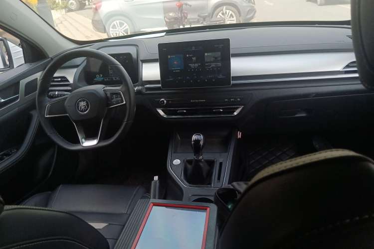 Used BYD Qin Pro 2019 Super Edition 1.5TI Manual Smart Connect Fierce Model China V Standard