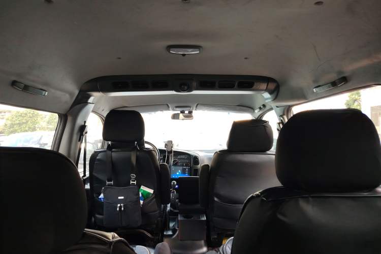 Used JAC Refine 2011 2.0L Shuttle Gasoline Standard Edition HFC4GA3
