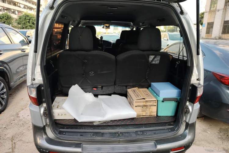 Used JAC Refine 2011 2.0L Shuttle Gasoline Standard Edition HFC4GA3
