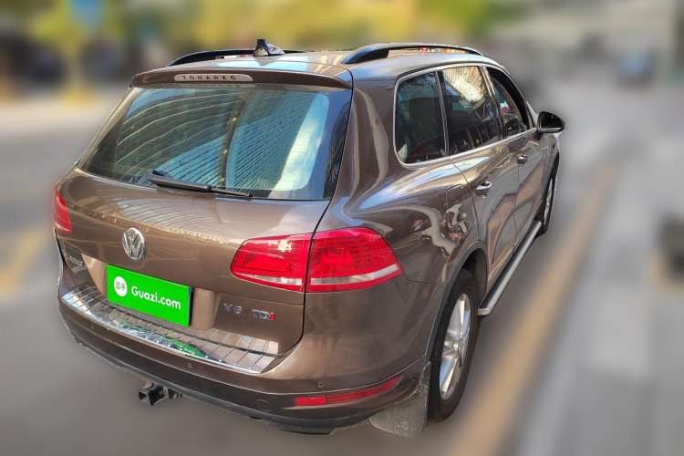 Used Volkswagen Touareg 2011 3.0 TDI Diesel High-End Model