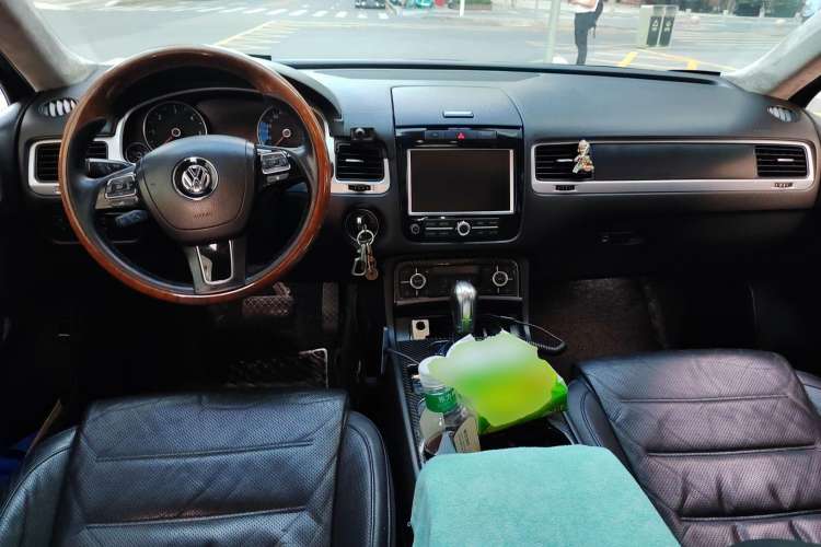 Used Volkswagen Touareg 2011 3.0 TDI Diesel High-End Model