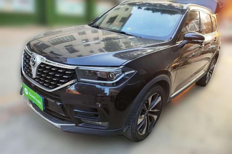 Used Brilliance V7 2018 280T DCT Luxury Model 5 Seats