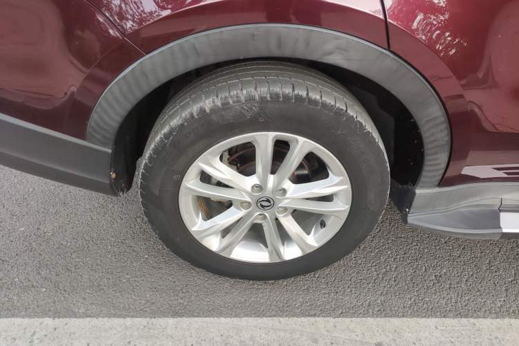 Used Dongfeng Fengon 580 2017 1.8L Manual Comfort Model
