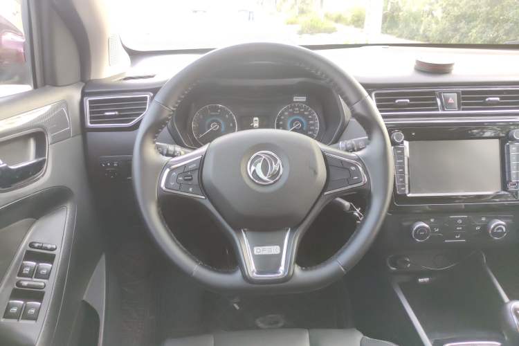 Used Dongfeng Fengon 580 2017 1.8L Manual Comfort Model
