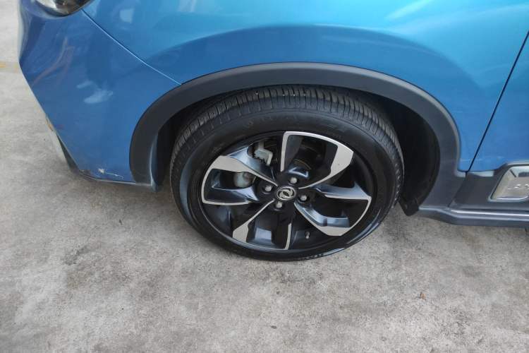 Used Dongfeng Aeolus AX4 2017 1.6L DCT Trendy Style
