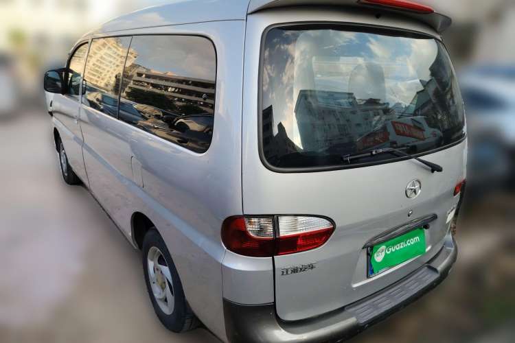 Used JAC Refine 2011 2.0L Shuttle Gasoline Standard Edition HFC4GA3
