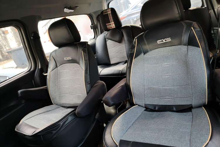 Used JAC Refine 2011 2.0L Shuttle Gasoline Standard Edition HFC4GA3
