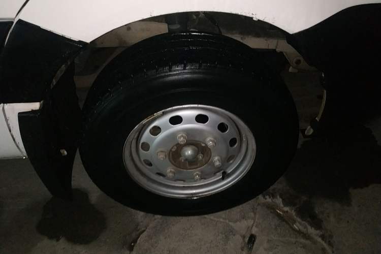 Used JAC Sunray 2019 1.9T Fuel-Efficient Platinum Edition 5-9 Seater Star Express
