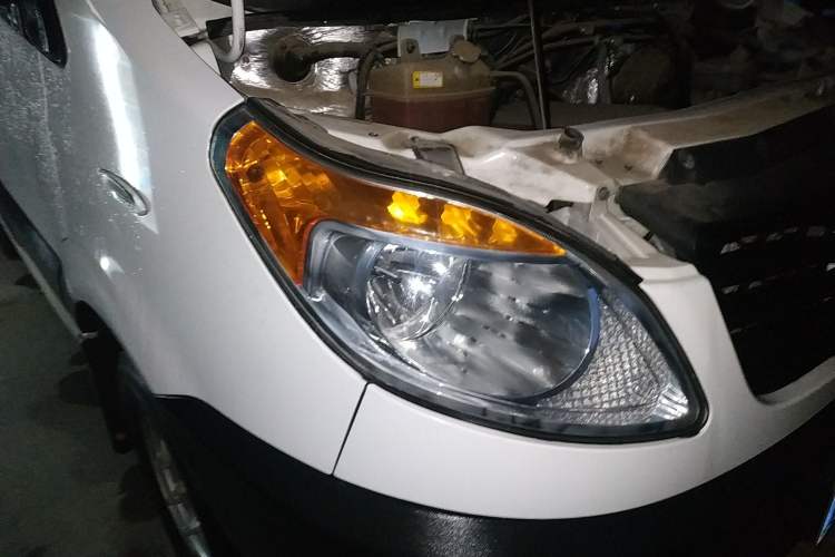 Used JAC Sunray 2019 1.9T Fuel-Efficient Platinum Edition 5-9 Seater Star Express
