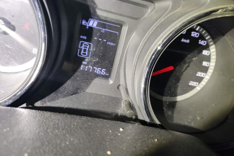 Used Dongfeng Aeolus A60 2016 1.5L Manual Luxury Version Odometer Close Up