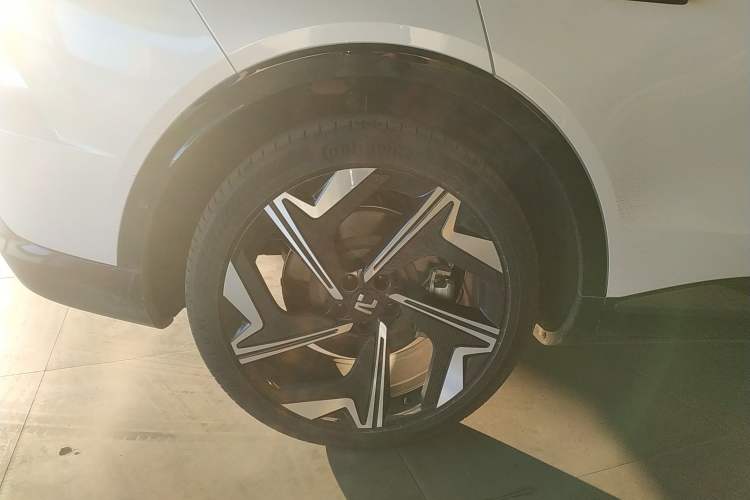 Used Rising R7 2022 Flagship Advanced Edition