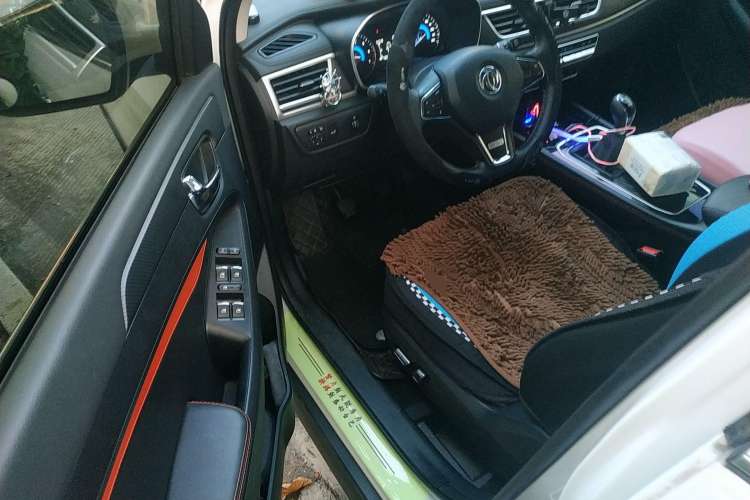 Used Dongfeng Fengon 580Pro 2020 220T Manual Yuling Edition