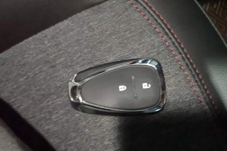 Used Chevrolet Trax 2019 Redline 325T Automatic Fun Edition China VI Standard
