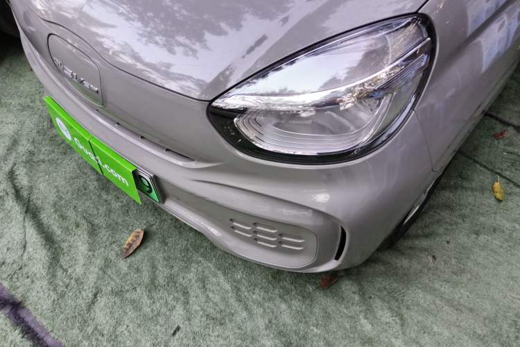 Used Roewe Clever 2021 302 km New Four-Seater Super-Efficient Version
