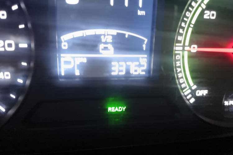 Used Roewe Clever 2021 302 km New Four-Seater Super-Efficient Version
