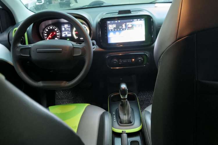 Used Roewe Clever 2021 302 km New Four-Seater Super-Efficient Version
