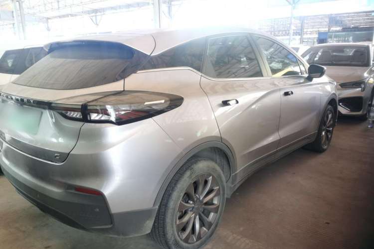 Used Geometry C 2020 Premium Range Version 400 KM C+
