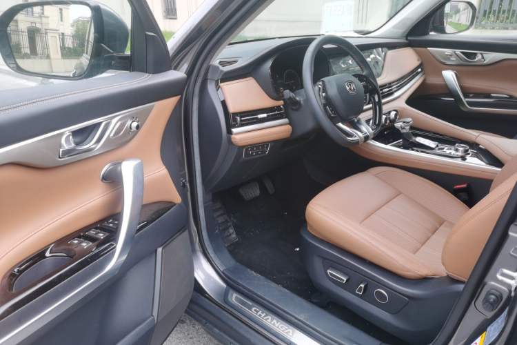 Used Changan CS95 2021 2.0T Two-Wheel Drive Luxury Version