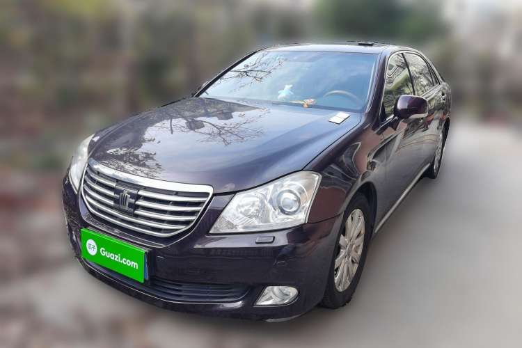 Used Toyota Crown 2010 3.0L Royal Saloon VIP