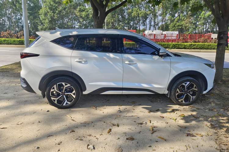 Used SOL X8 2021 300T DCT Leading Smart Connectivity Version 7 Seats