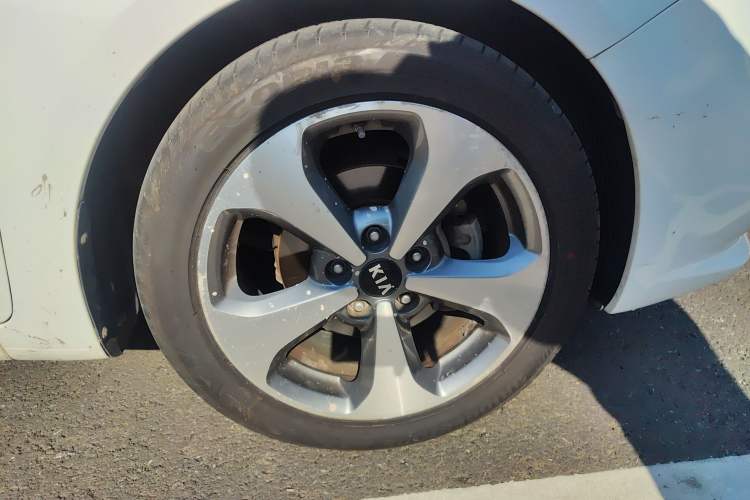 Used Kia K3S 2014 1.6L Automatic Premium
